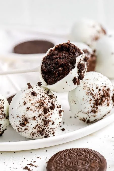 Cookies and Cream Fuel Pops with white coating and Oreo crumbs